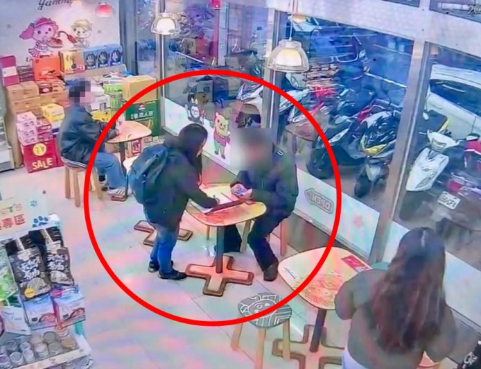 先賺900元卸心防！假投資設局「專人面交」　瑞芳警超商逮車手