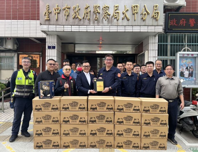 冷氣團來襲！熱心企業贊助暖暖包　大甲警：揪甘心