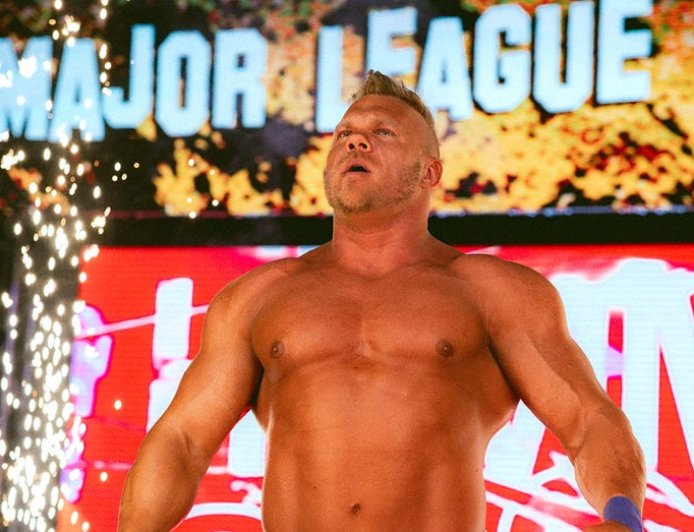 Pro wrestling star Alex Hammerstone focuses on winning MLW's Battle Riot as he fights through scrutiny