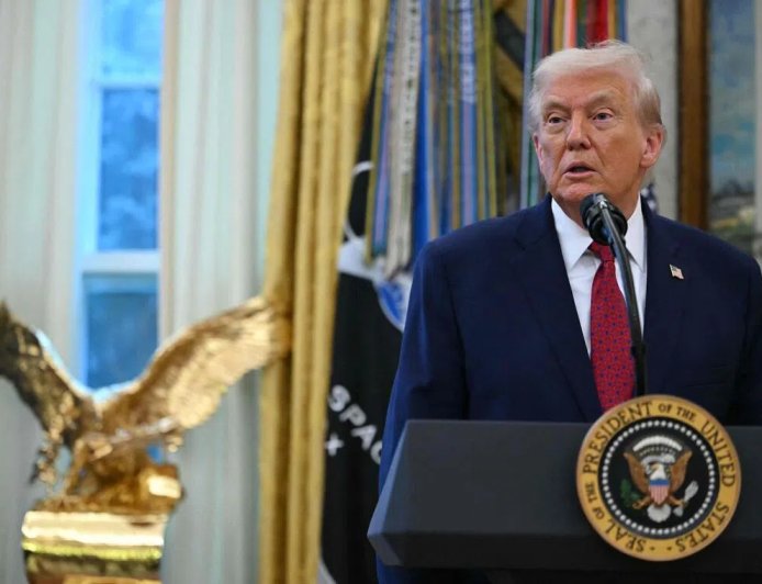 特朗普下令封锁所有进出委内瑞拉受制裁油轮