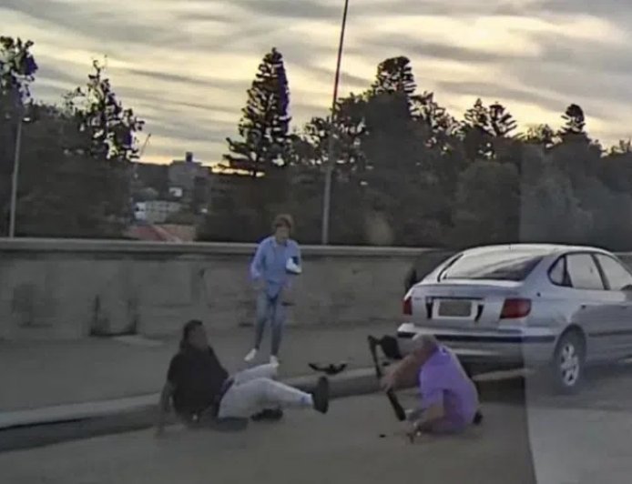 三人在试图阻止邦迪海滩袭击者时不幸牺牲