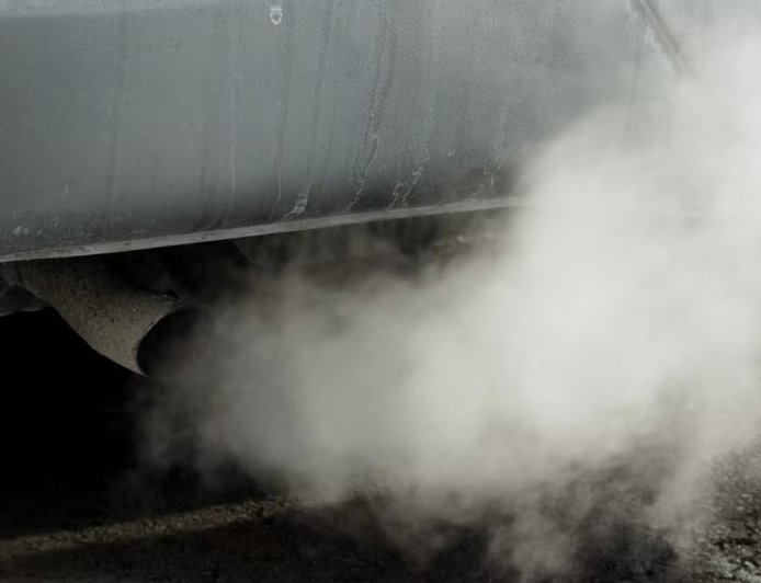 欧盟搁置 2035 年禁售燃油车计划：新车减排目标降至 90%