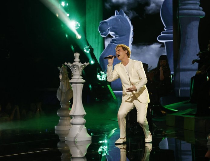 Niall Horan Says He Sees Himself in 'The Voice' Finalist Aiden Ross