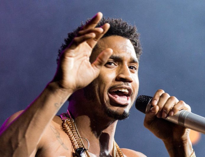 Trey Songz Seen Arguing With NYPD Officers In Explosive Footage Of His Recent Arrest