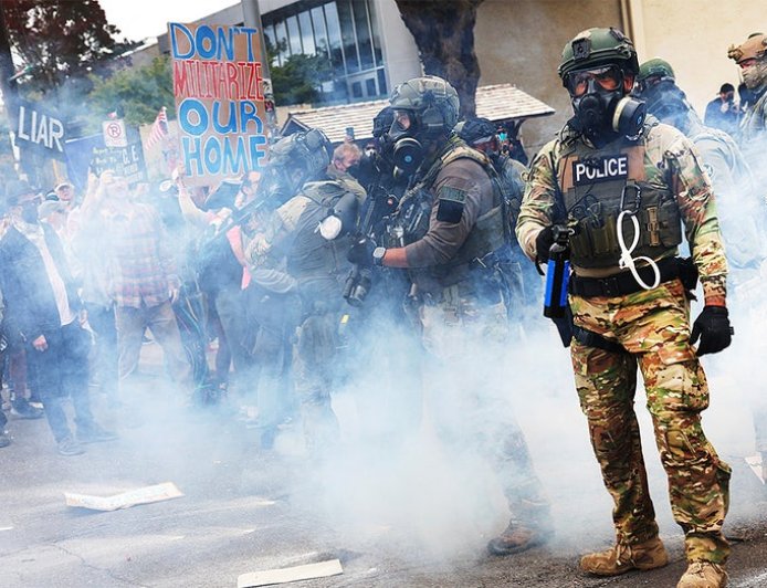 Oregon parents, teachers form networks to monitor ICE activity near schools
