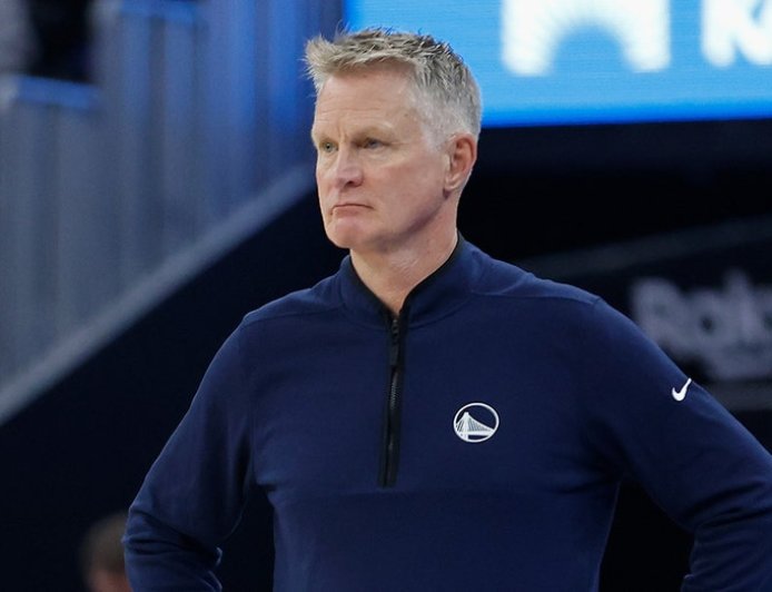 Steve Kerr downplays Warriors owner's email exchange that hinted at coaching mistakes: 'Not a big deal'