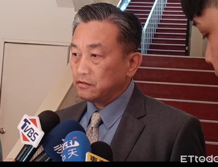 被葛斯齊拿假截圖造謠與人妻曖昧　王定宇：欠我跟家人一個道歉