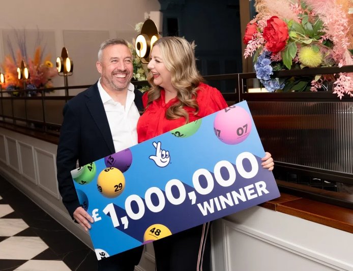 英国夫妇两次中100万英镑彩票