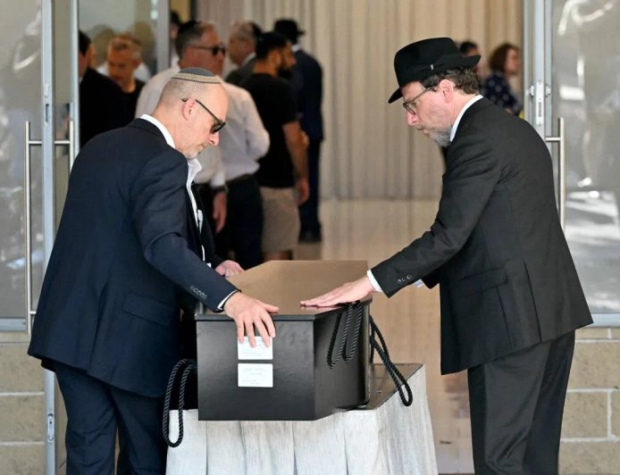 澳洲恐袭嫌犯面对59项指控 包括谋杀和恐怖主义罪名