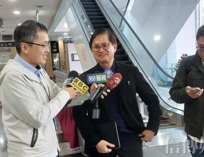 墨西哥擬對非FTA國最高課50％關稅　童子賢疑「這不是矛盾政策嗎」　龔明鑫指「等於砍自己的手」