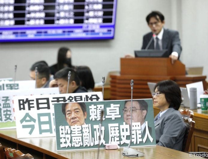 羅智強質詢問「國會表決誰贏？」　張惇涵反嗆：那人民投票誰贏？