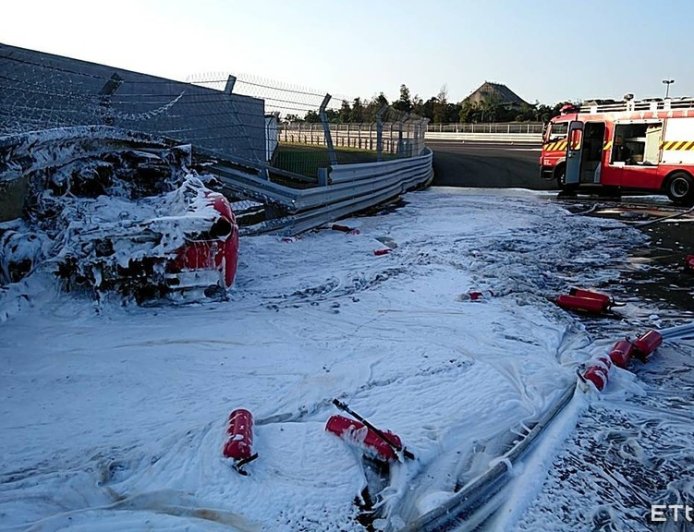 獨／營造二代麗寶賽道自撞受困　控法拉利煞車瑕疵求償2500萬