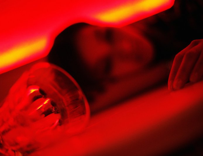 桃園女「搖頭丸套酒」身亡！男友還錄影邊笑　專家：比毒蘋果還毒