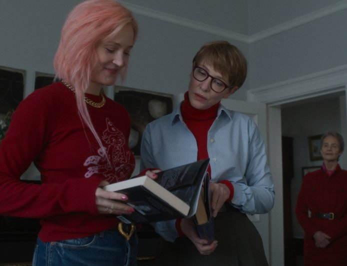 How Cate Blanchett and Vicky Krieps Embraced 'Awkward' as Estranged Sisters