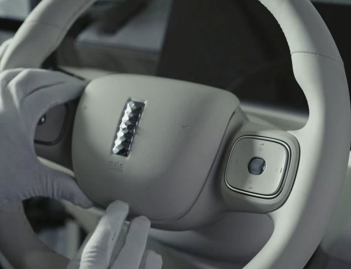 法拉第FX One明天量产下线 方向盘只与长城高山换了个标