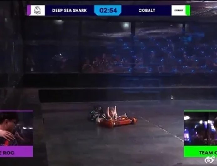 力压15支顶级强队 中国机器人在格斗机器人大赛中夺冠