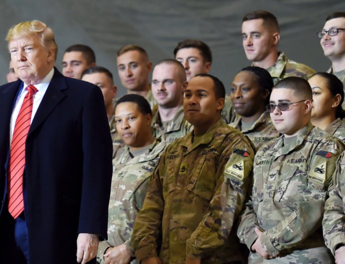 军人涨薪 特朗普签署9010亿美元国防授权法案