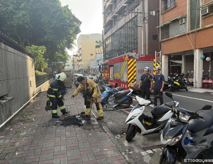 高雄男當街吵架突放火燒！機車藏砍柴刀　引發恐慌遭送辦