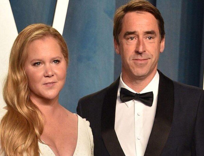 Amy Schumer Reveals Family's Remedy To 'Rock Bottom' Amid Divorce
