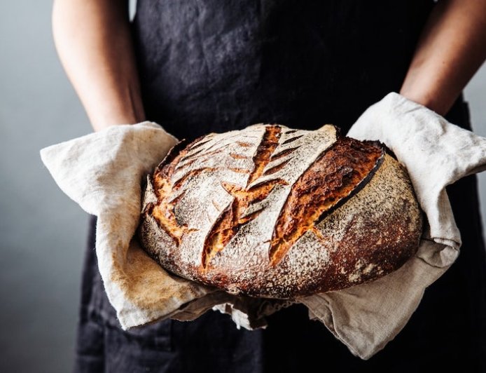 15 bread making essentials, starting at $5 – sourdough kits, scrapers and more