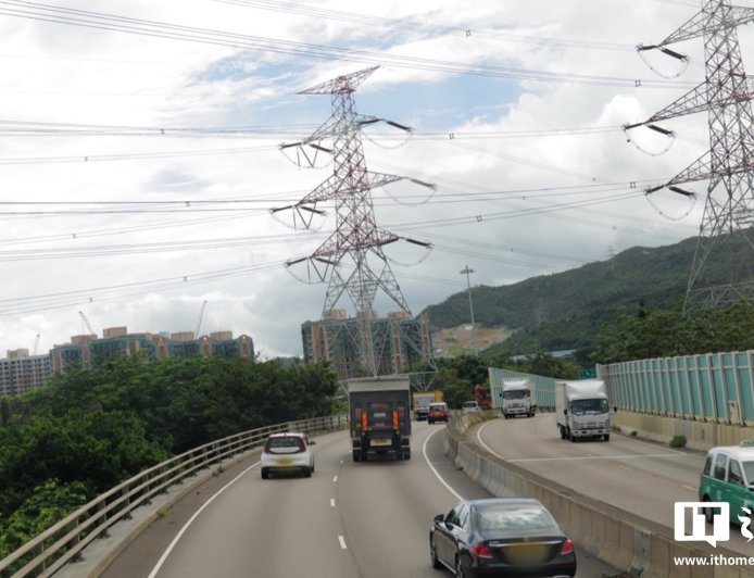 “粤车南下”明日零时起正式实施，首批中签广东车主可驾车驶入香港市区