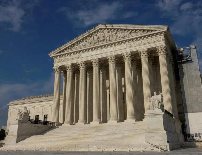 美最高法院初步裁定政府不能向芝加哥派遣军队