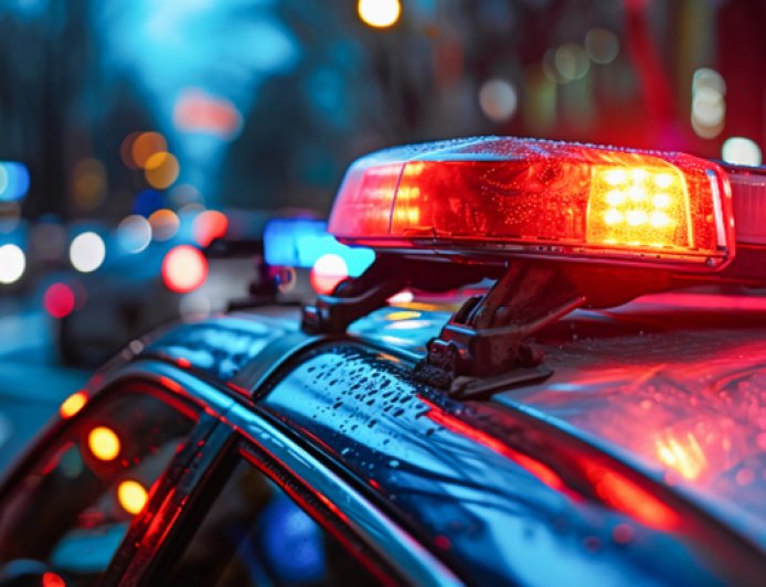 两名台湾籍嫌犯被悬赏追捕：系走私惯犯，涉长期向大陆走私冻品