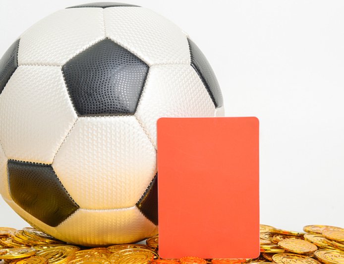 维持10年半有期徒刑，足协纪委原主任王小平受贿二审宣判