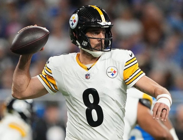 Steelers' Aaron Rodgers reacts to teammate's fan altercation, talks rise of negative interactions