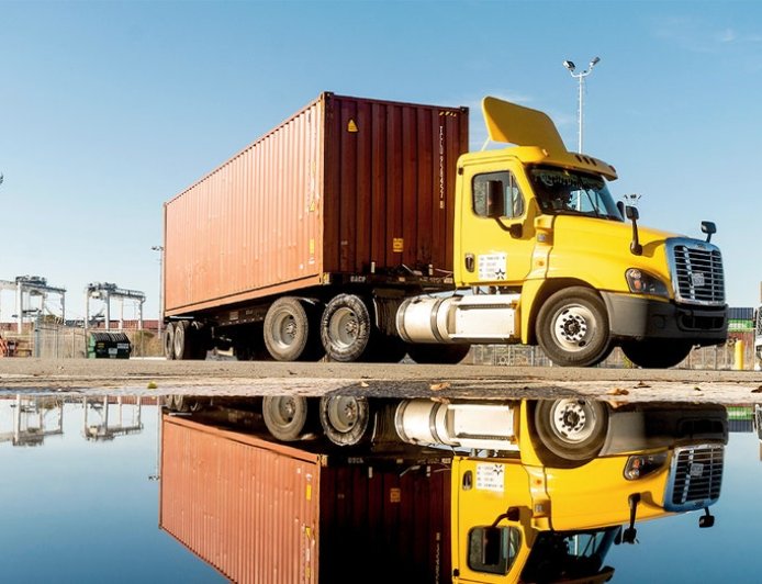 Migrant truckers sue California DMV over canceled commercial drivers' licenses