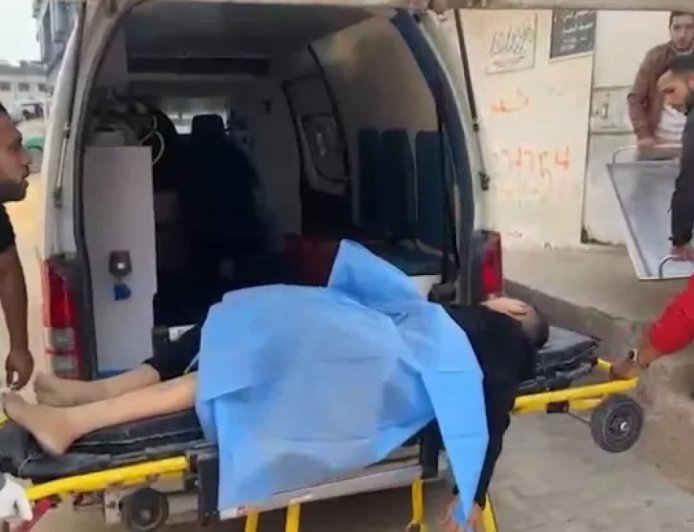 以色列对加沙地带多个地区发动大规模空袭和炮击