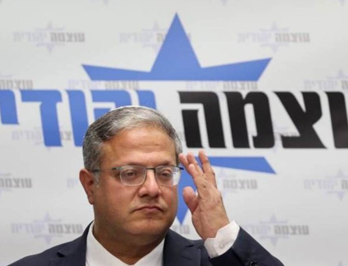 本-格维尔敦促以色列人武装自己