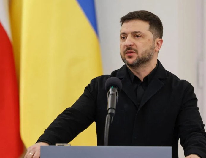 泽连斯基赴美途中在加拿大与欧盟盟友通话