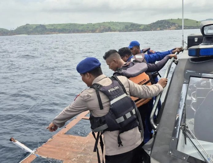 印尼寻获游船翻覆事故一死者遗体