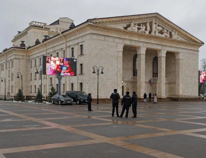 克宫：若想要和平 乌军应撤出顿巴斯