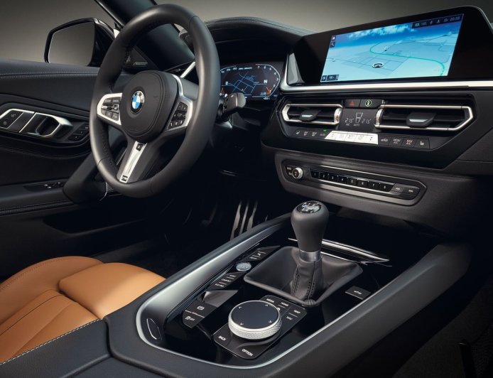 宝马研发手动档“防呆”专利，避免降错档损坏发动机