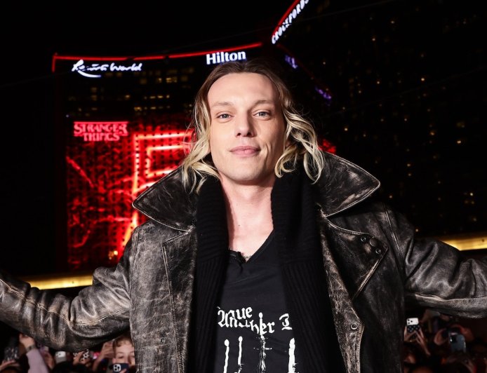 Jamie Campbell Bower, Gordon Ramsay, Lisa Ann Walter and More!