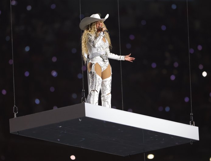 Beyonce Named a Billionaire by ‘Forbes’ After 'Cowboy Carter Tour' Success