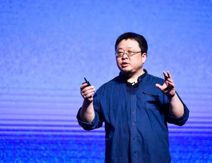 罗永浩称会一直做科技行业：“罗黑”不会失望