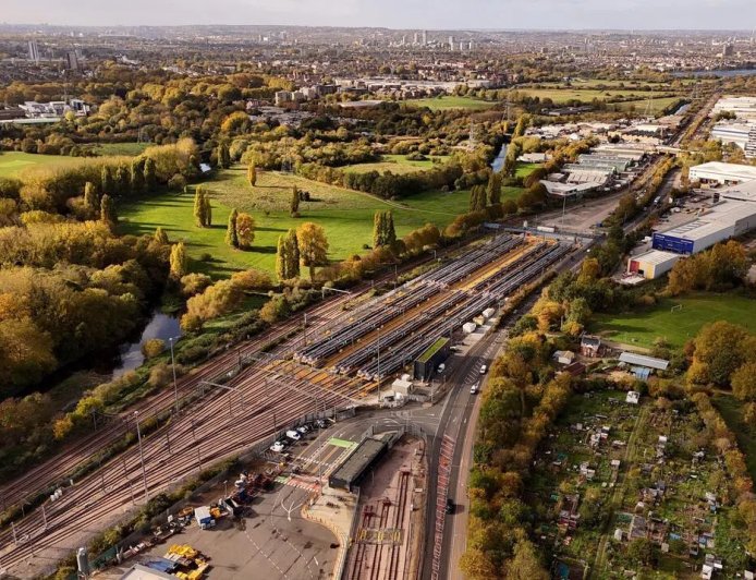 隧道供电“重大中断” 欧洲铁路公司促乘客推迟行程