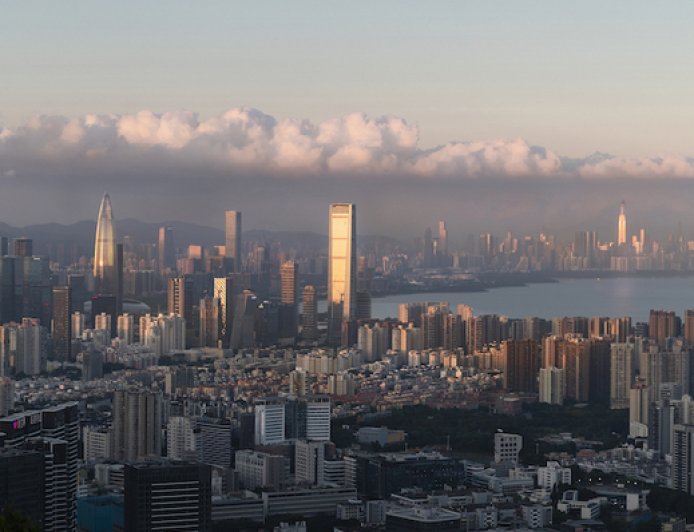 顶豪市场爆发，深圳楼市年末迎来“翘尾”行情