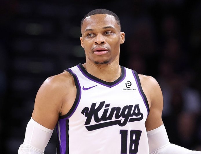 Russell Westbrook makes NBA history, passing Oscar Robertson in scoring milestone