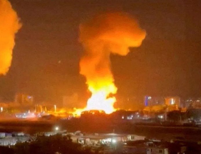 欧盟密切关注委内瑞拉局势 吁各方保持克制