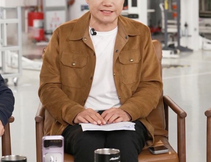 雷军：我在农村长大 怎么可能不让农民卖小米