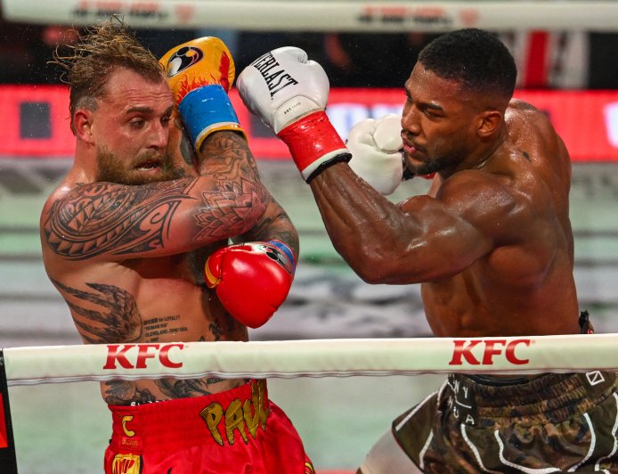 Boxer Anthony Joshua Breaks Silence After Tragic Car Crash Killed 2 'Close Friends'