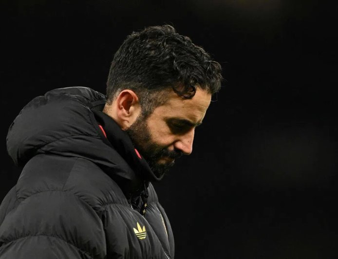 执教仅14个月 曼联主帅阿莫林下课