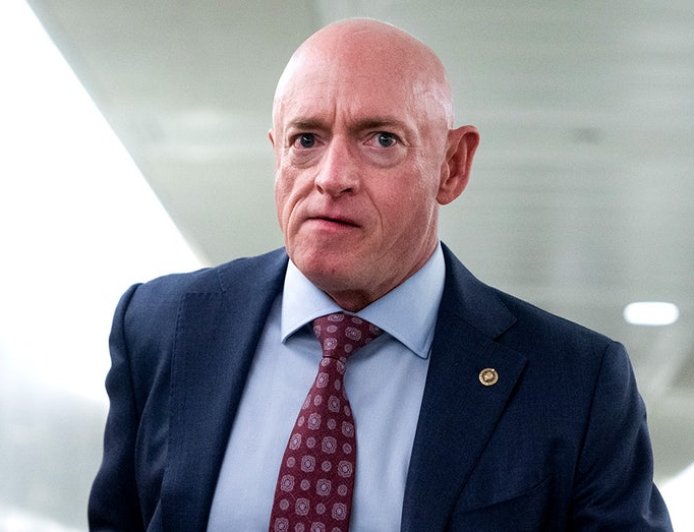 Mark Kelly avoids saying arrest of Maduro, Venezuela strikes were 'illegal'