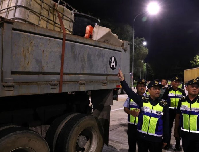 马国去年严查120万辆重型车 其中24万辆违规