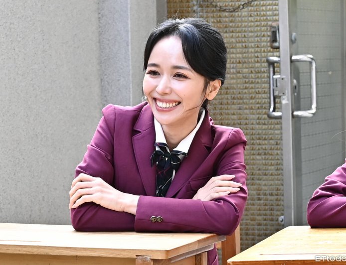 金鐘主持人背後長整片濕疹「持續4個月查不出病因」　醫一看鬆口了