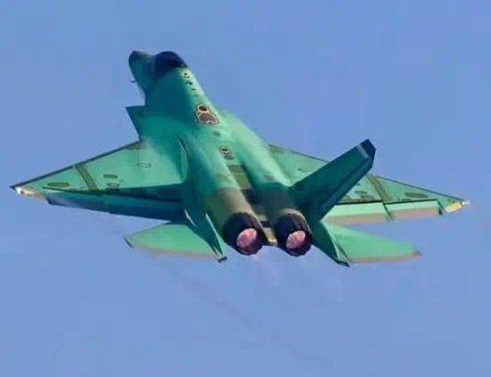 绿皮歼-35曝光，沈飞超级工厂主体竣工，对标F-35总产量3000架？